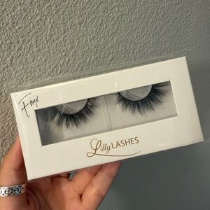 Lilly Lashes Lite Faux Mink Eyelashes in Luxe